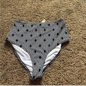 Cupshe Monochrome Geometric Bikini Bottom